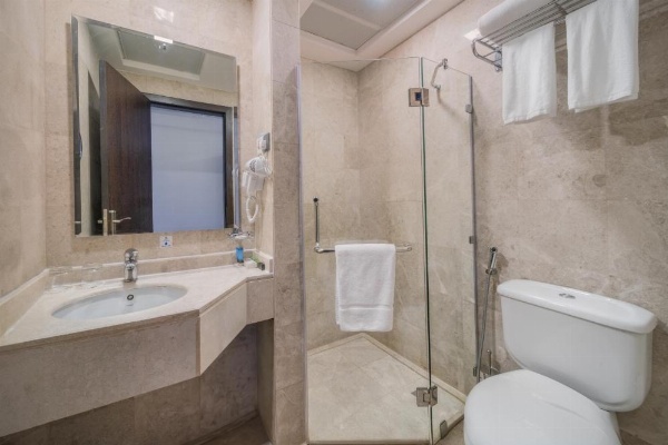 Al Kiswah Towers Hotel image 21